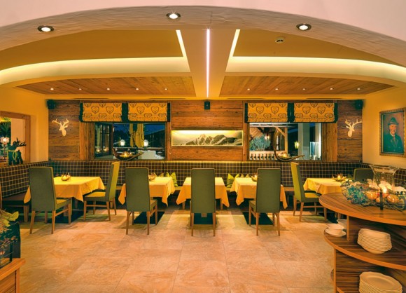 Gro&szlig;z&uuml;gige R&auml;umlichkeiten