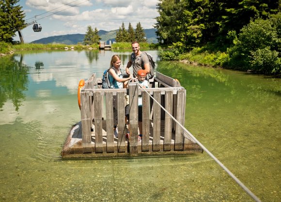 Floßfahrt auf dem Geisterberg