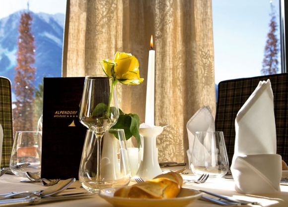 Schön gedeckter Tisch im Restaurant
