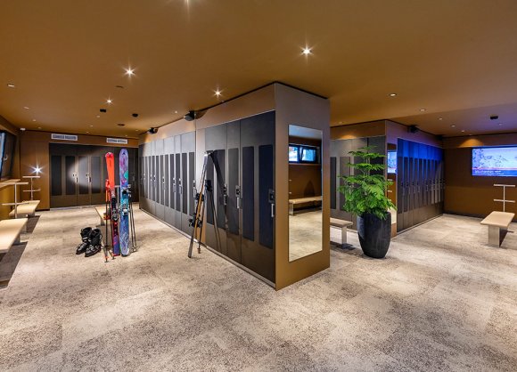 Modernes Skidepot